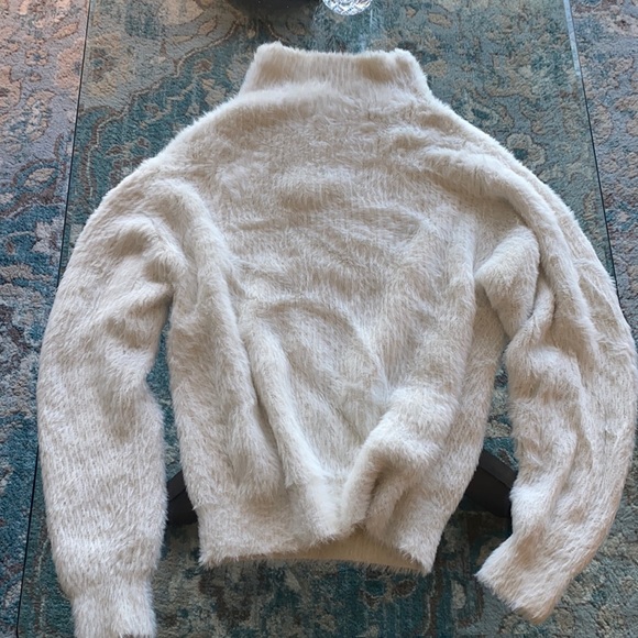 Aritzia Sweaters - Aritzia oversized white fluffy sweater